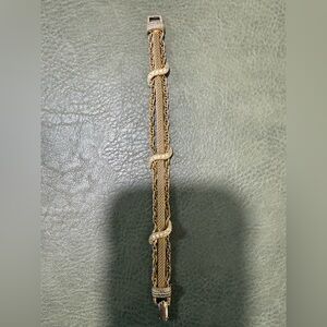 Vintage Signed Goldette Gold Tone Faux Pearl Mesh Chain Bracelet 6.75”